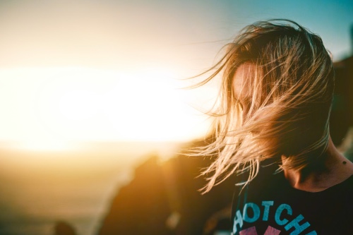 10 Things We Often Wait Far Too Long to Let Go of in Life